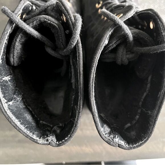 Sinsay Black Lace-Up Heeled Ankle Boots | Faux Suede Size 8.5 - Picture 6 of 10